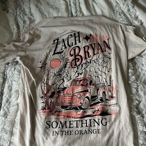 Graphic Tee with Vintage Truck Design